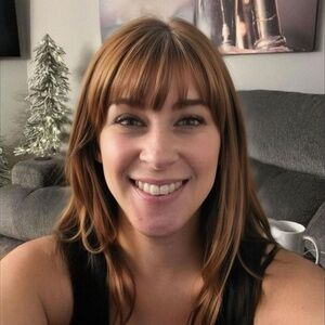 Meet your Posher, Jennica